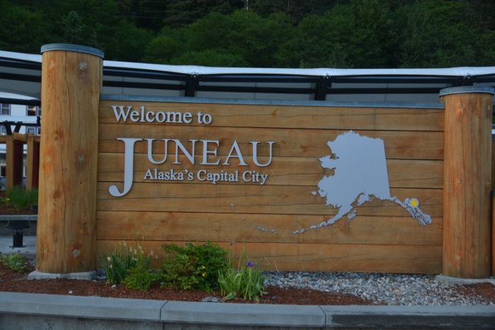 juneau welcome sign